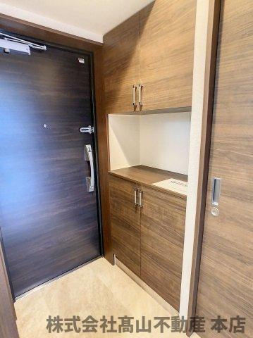 宗像市田熊２丁目の賃貸マンションの玄関