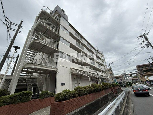 メゾンドール千里泉ヶ丘壱番館