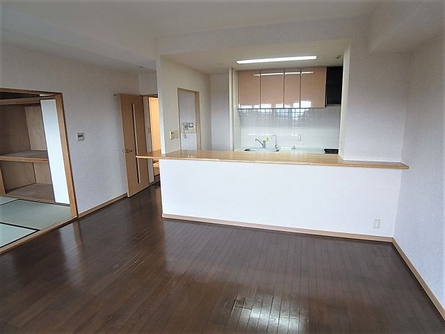 サンコート花山のその他|対面式キッチンで家族の会話も弾みます