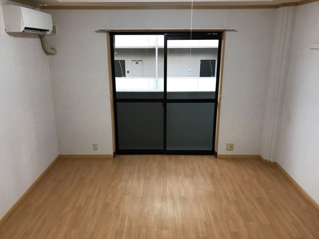 ピュアフォレストの洋室