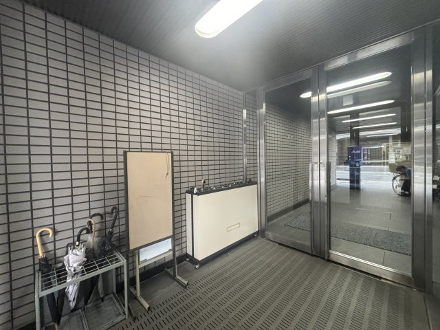 吹田市江坂町１丁目の店舗事務所