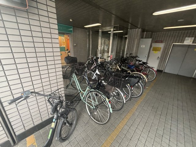吹田市江坂町１丁目の店舗事務所