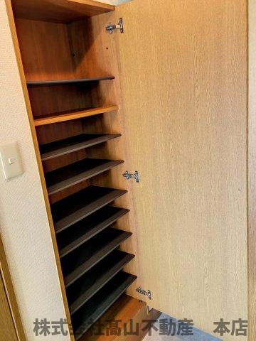 宗像市赤間６丁目の賃貸マンションの収納