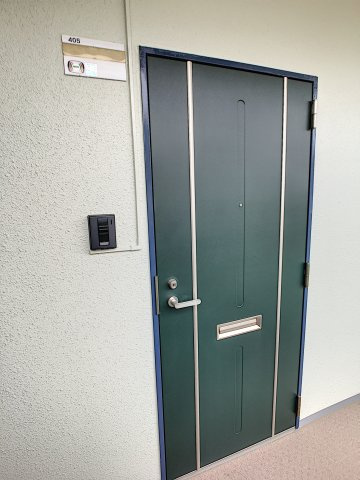 宗像市赤間６丁目の賃貸マンションの玄関
