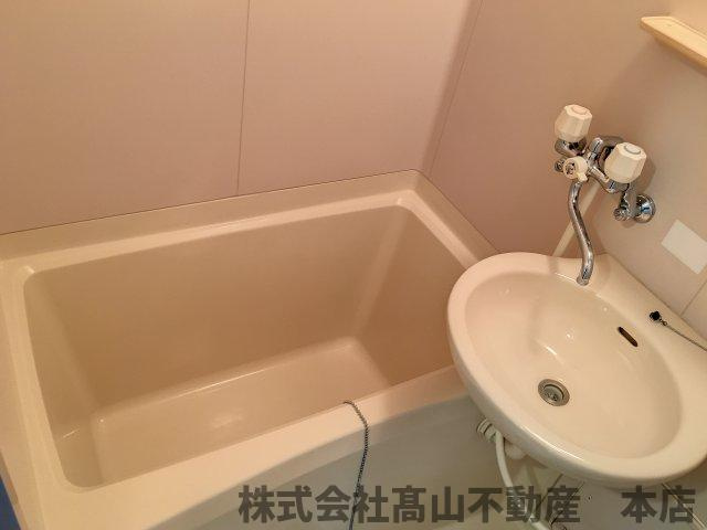 宗像市赤間６丁目の賃貸マンションの浴室