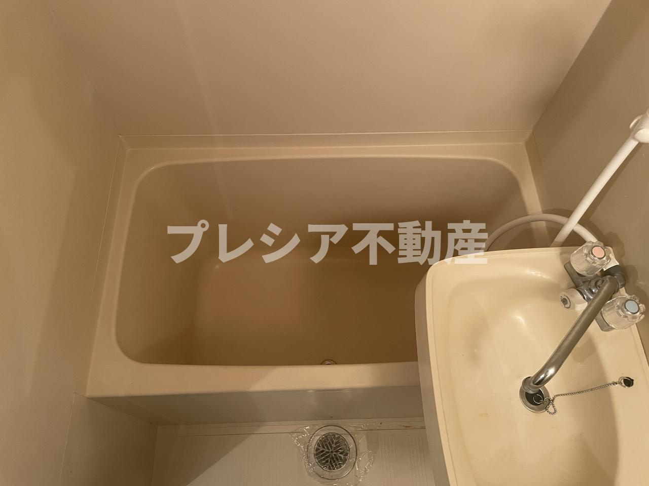 ユニテック甲子園の浴室