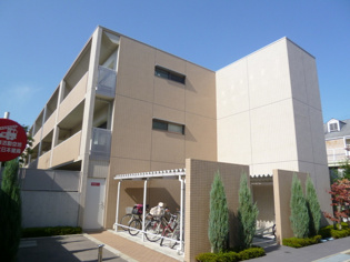 オートロック付きで安心です♪