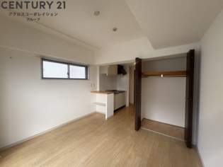 ２面採光の明るいお部屋です。