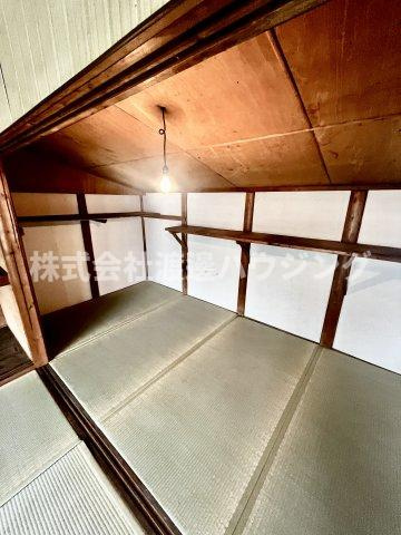 茨木市東福井3丁目戸建の和室