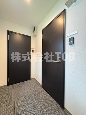 【その他】 | ヒーローズホームズ | 105号室　玄関ドア