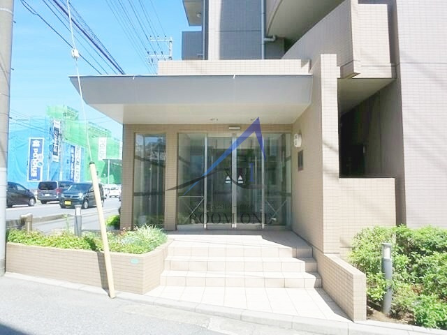 プルミエファヴールのエントランス|エントランスです。