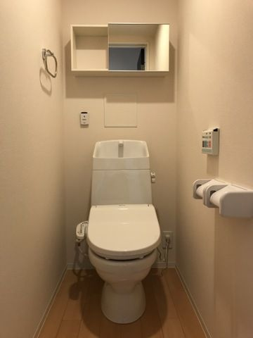 コンフォート三里木Ａ棟のトイレ