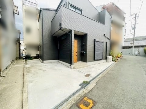 【外観】 | 平野区喜連6丁目 | 【築浅！令和5年築！敷地約29.8坪付き！庭付き☆】ローン返済目安：月々122003円（頭金0円、変動金利0.525％、返済期間35年、ボーナス払い無しで試算しています）