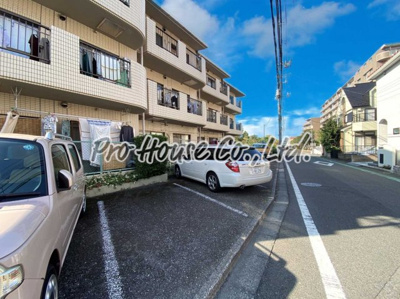 【駐車場】 | 向台グリーンマンション