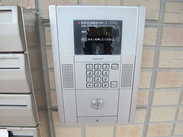 プロスペラールのセキュリティ|ＴＶモニター連動のオートロック完備