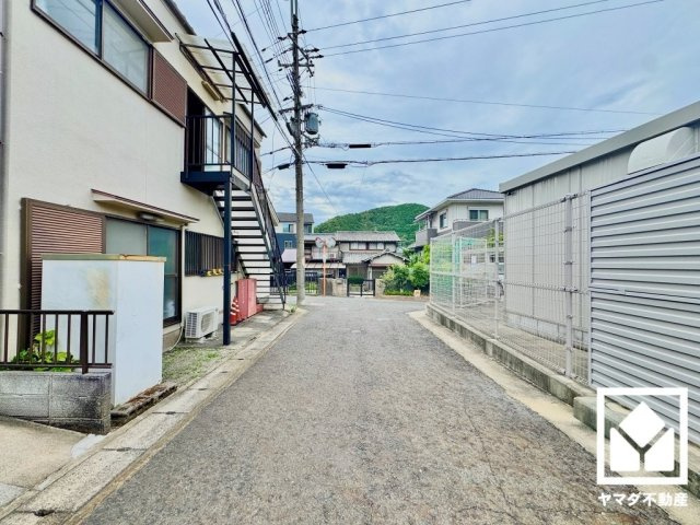 大津市横木2丁目の前面道路含む現地写真