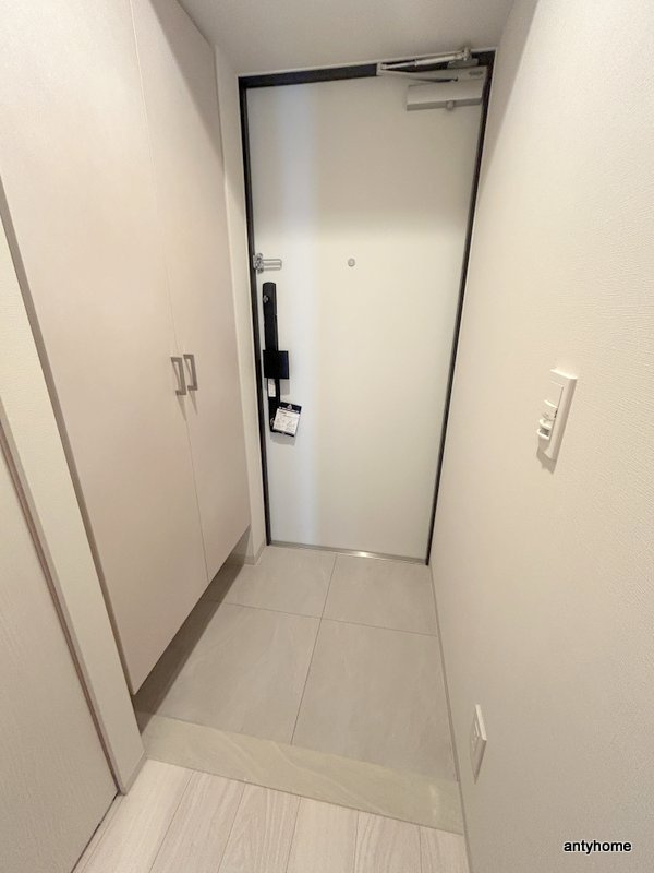 ルフォンプログレ天満橋マークス　仲介手数料無料の玄関