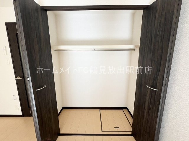 大阪市城東区諏訪４丁目のアパートの収納