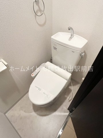 大阪市城東区諏訪４丁目のアパートのトイレ