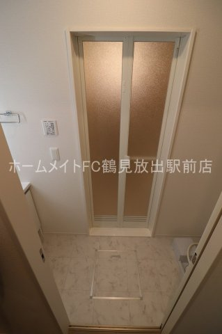 東大阪市高井田本通７丁目のアパートの洗面所
