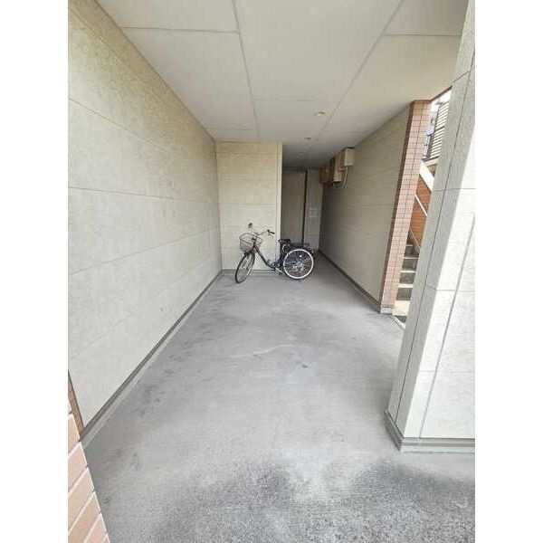 グレイス本城　名古屋市賃貸　仲介手数料無料のロビー