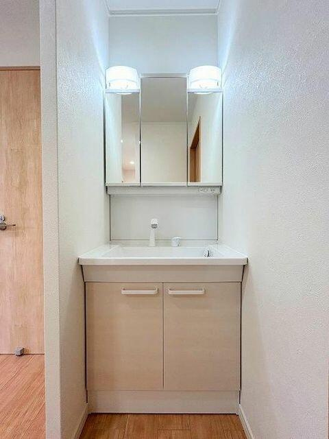 鎌ケ谷市東鎌ケ谷２丁目１８－３３の独立洗面台