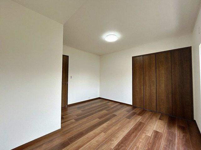 船橋市金杉５丁目３１－１１の洋室