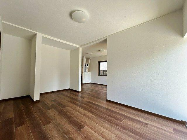 船橋市金杉５丁目３１－１１の洋室