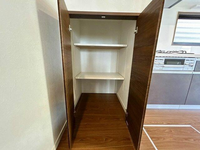 船橋市旭町１丁目１０－１５の収納|「キッチン」収納の中です