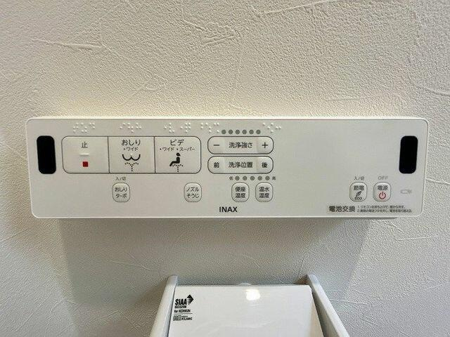船橋市旭町１丁目１０－１５の防犯設備|「１階２階トイレ」