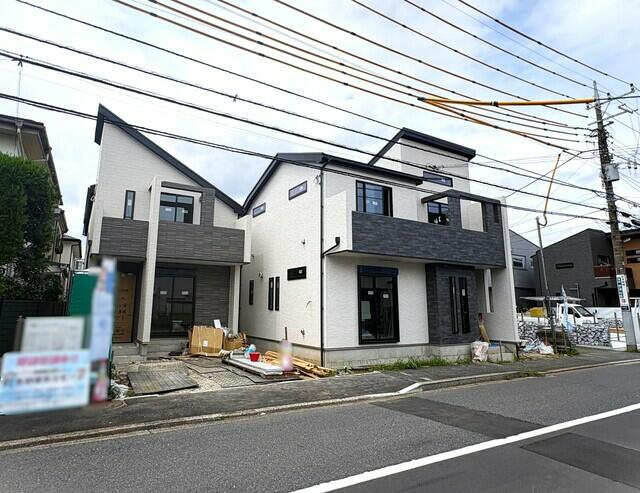 市川市東菅野１丁目２０５０番の前面道路含む現地写真