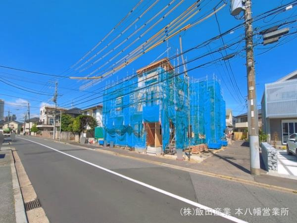 市川市東菅野１丁目２０５０番の前面道路含む現地写真
