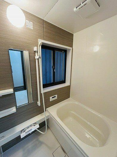 市川市下貝塚２丁目３１－１８の浴室