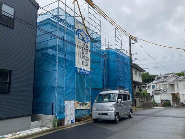 船橋市三山４丁目３２５番の前面道路含む現地写真
