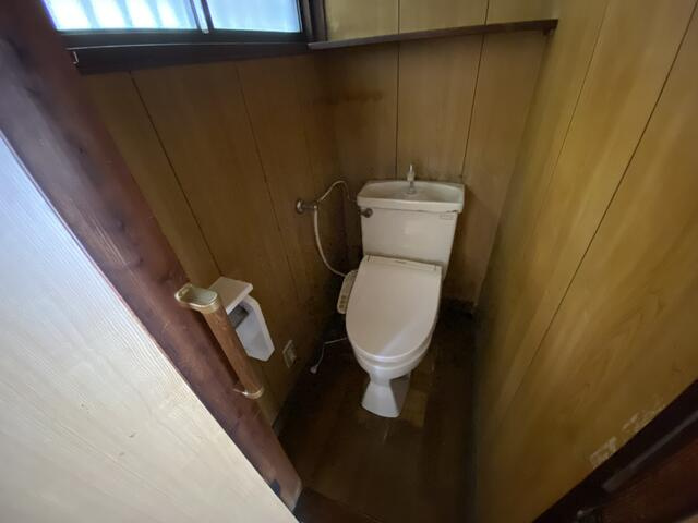 船橋市三山１丁目戸建のトイレ|嬉しい温水洗浄便座付♪