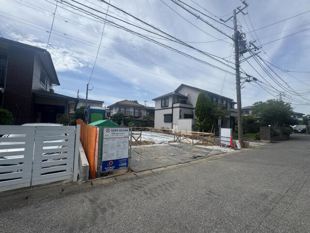 ブルーミングガーデン　船橋市前原東６丁目１棟／１期１号棟の前面道路含む現地写真|現地写真