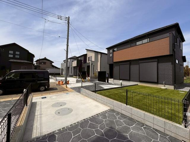 ４２７３船橋市二和東１１期１３棟の庭
