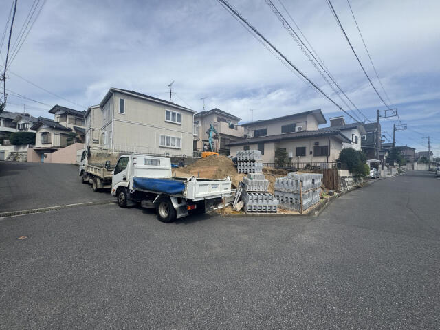 ブルーミングガーデン　船橋市飯山満町３丁目１棟／１期１号棟の前面道路含む現地写真|現地写真