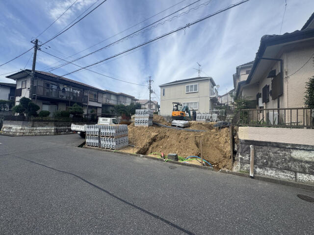 ブルーミングガーデン　船橋市飯山満町３丁目１棟／１期１号棟の前面道路含む現地写真|現地写真