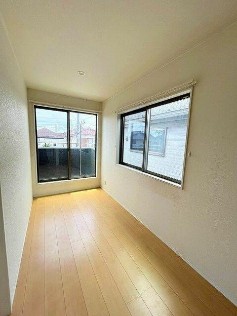 船橋市咲が丘４丁目１２－３２の洋室