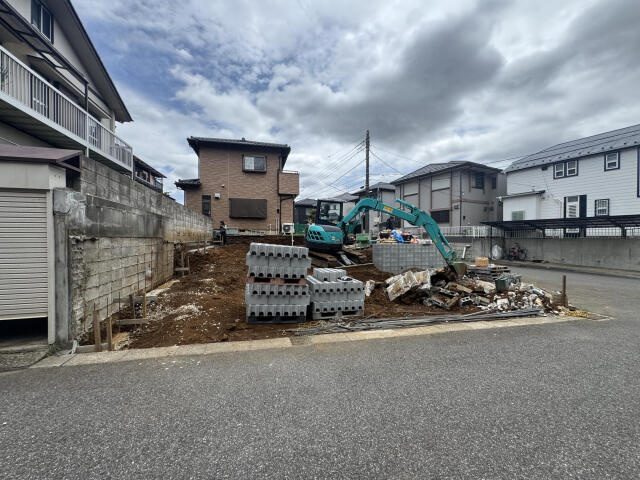ブルーミングガーデン　船橋市古和釜町１棟／１期１号棟の駐車場|現地写真