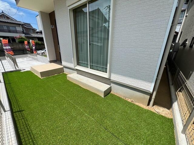 松戸市小金原７丁目２０番の庭