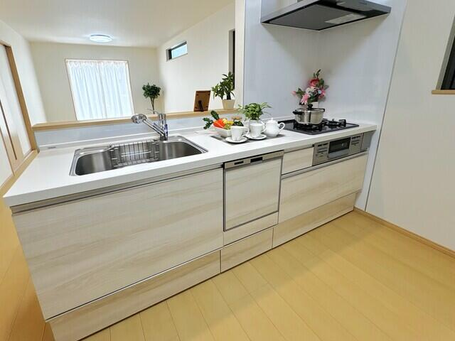 松戸市和名ヶ谷５８２番１のキッチン