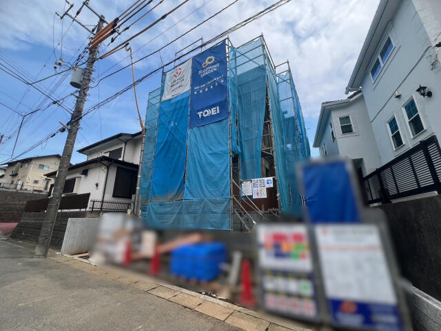 ブルーミングガーデン　松戸市中金杉１丁目１棟／１期１号棟の前面道路含む現地写真|2026年7月31日撮影
