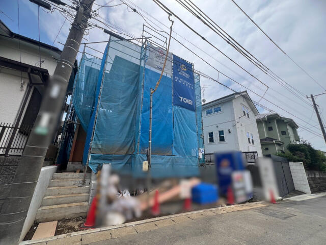 ブルーミングガーデン　松戸市中金杉１丁目１棟／１期１号棟の前面道路含む現地写真|2026年7月31日撮影