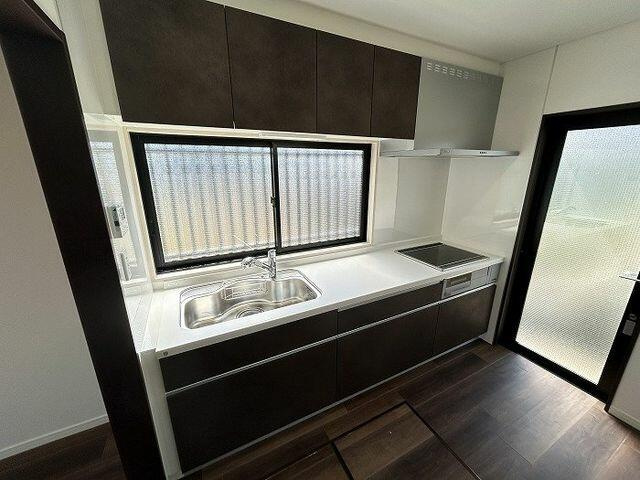 柏市しいの木台５丁目２－４のキッチン|キッチン新規交換済みです
