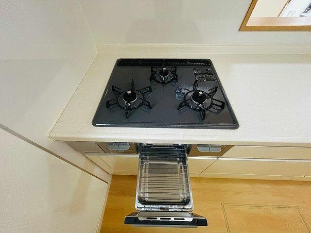 柏市東柏２丁目８－１９のその他|コンロは新品交換済みです。