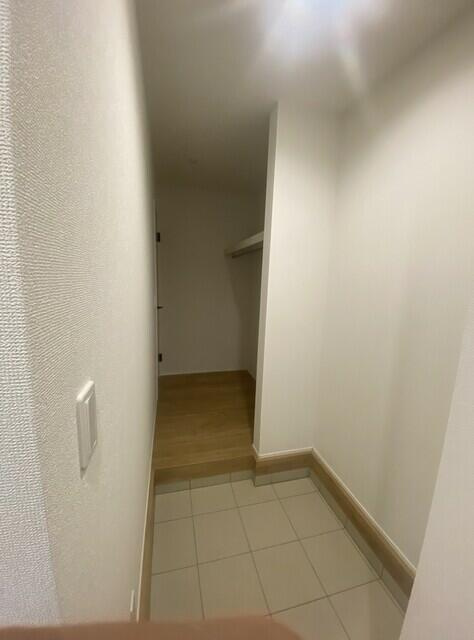 柏市南増尾３丁目０１期の玄関|シューズインクローク