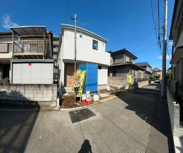 鎌ケ谷市南初富６丁目０１期の前面道路含む現地写真