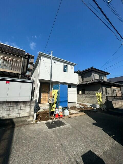 鎌ケ谷市南初富６丁目０１期の前面道路含む現地写真